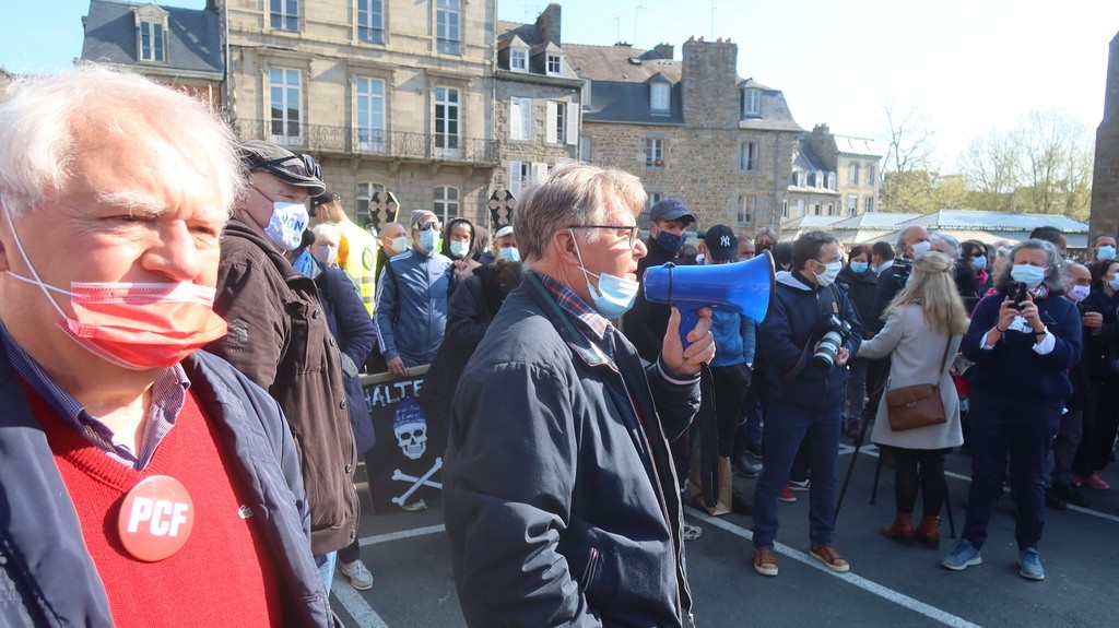 3 mai manif eoliennes 10 