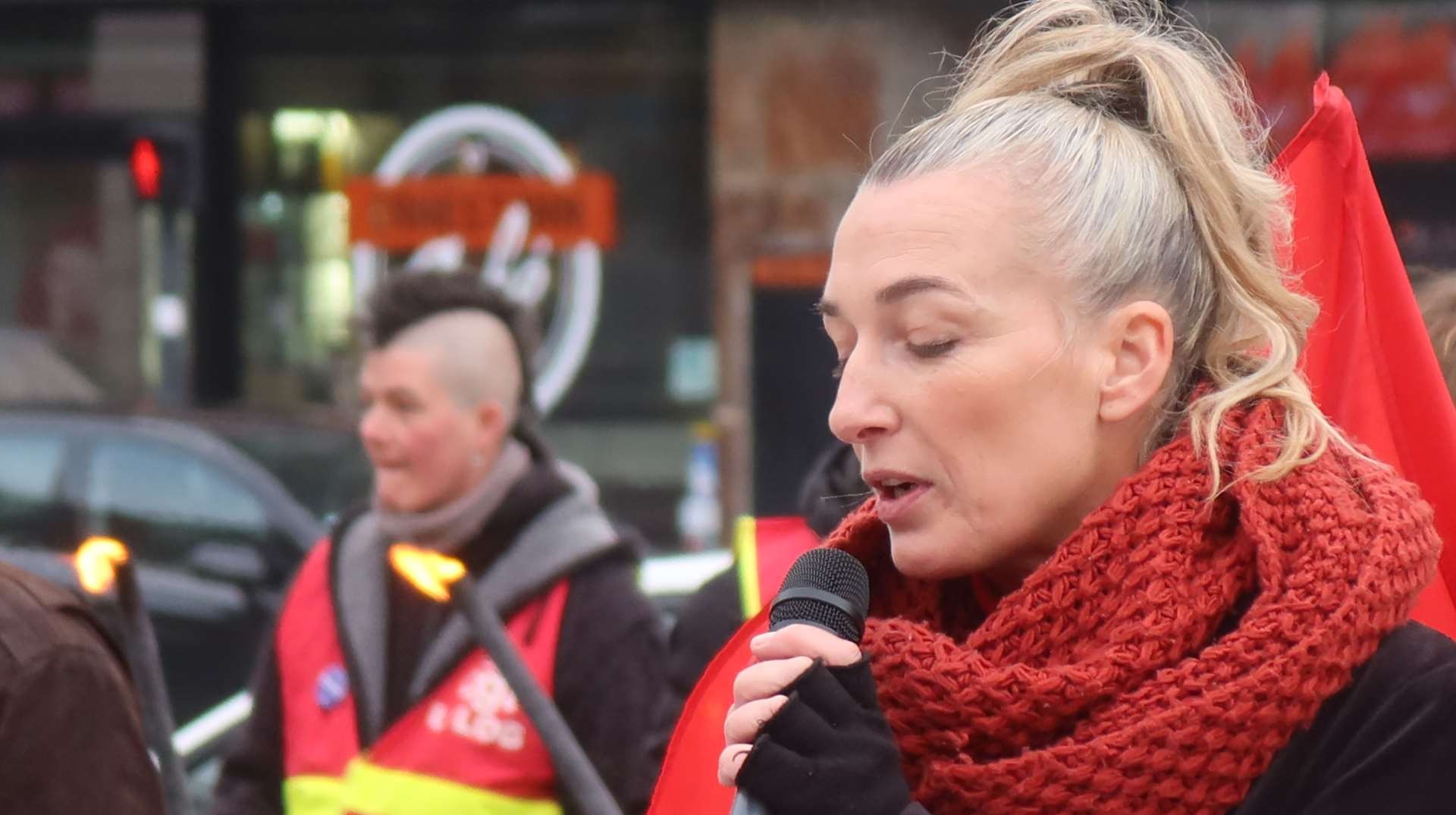 8 mars marche journee droits des femmes 21 