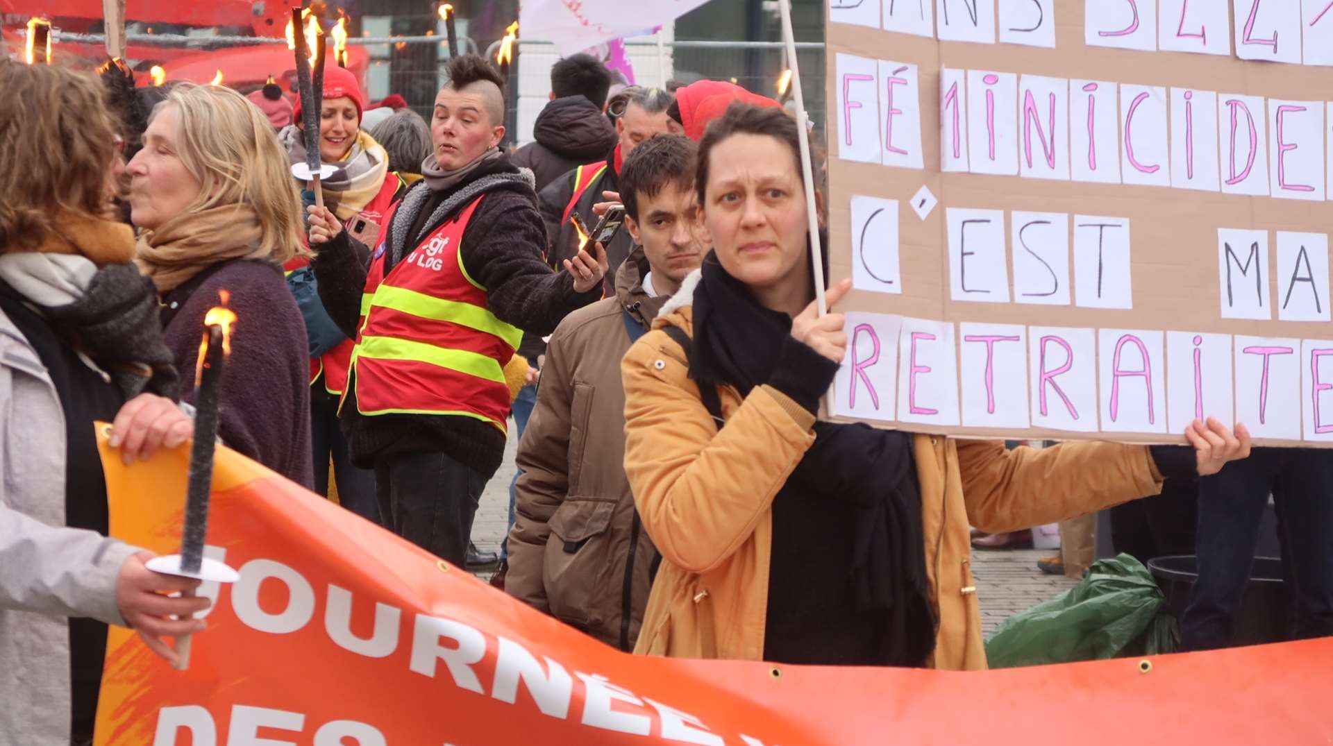 8 mars marche journee droits des femmes 29 