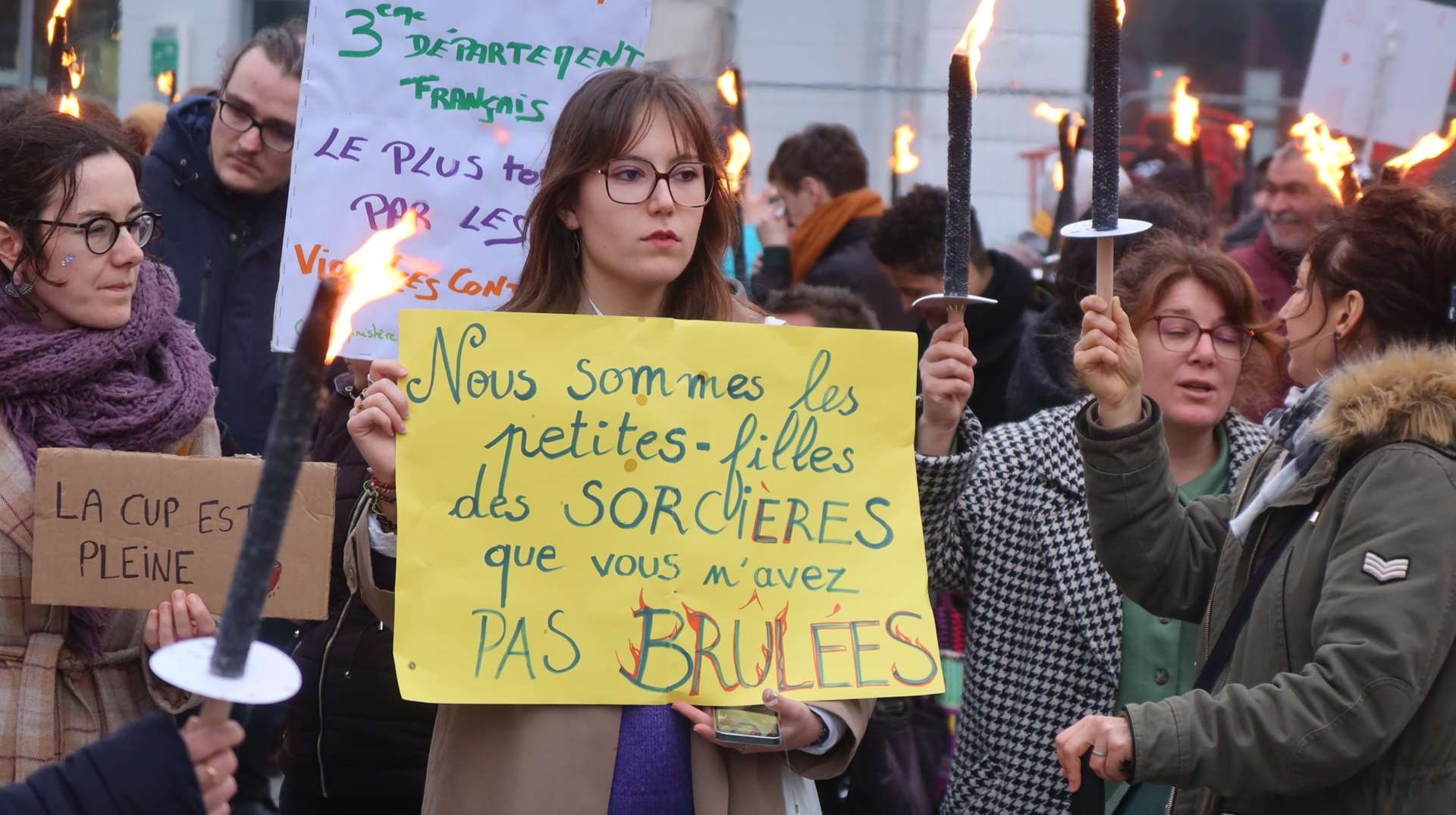 8 mars marche journee droits des femmes 30 