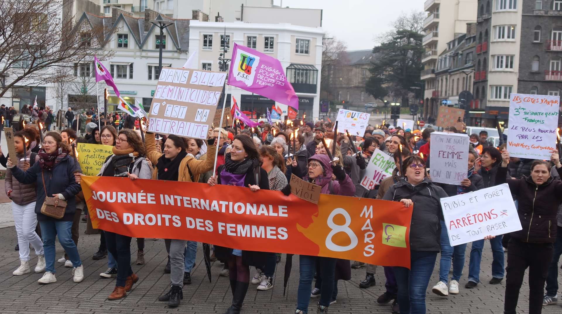 8 mars marche journee droits des femmes 34 